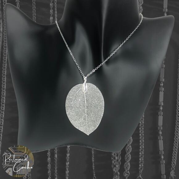 Silver Filigree Leaf Long Chain Necklace - Picture 1 of 4